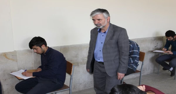 بازدید مدیرکل خدمات آموزشی سازمان مرکزی از نحوه برگزاری امتحانات در پردیس های دانشگاه فرهنگیان همدان
