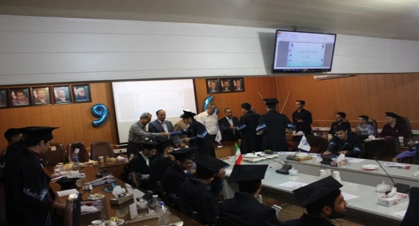 جشن دانش آموختگی دانشجو معلمان ورودی سال 94 پردیس شهید مقصودی همدان برگزار شد