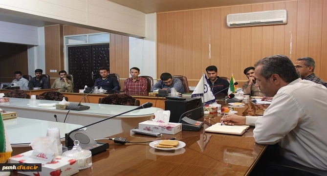 کاشی معاون هماهنگی پردیس های استان همدان در نشست صمیمی با نیروهای شرکتی:
کار در حوزه خدمات سخت و دشوار و در عین حال ارزشمند است