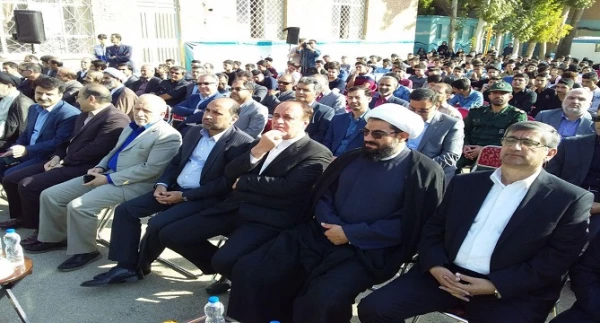 تقارن هفته ی دفاع مقدس و آغاز سالتحصیلی جدید را به فال نیک گرفته و امیدواریم دعای خیر شهدا همراه همگی ما باشد  2