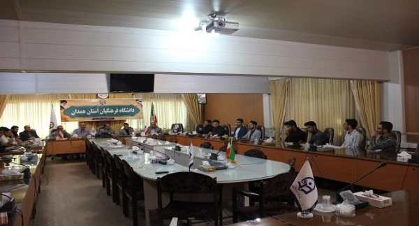 نگاه مسئولین نسبت به رفع نیازها و احتیاجات کانون ها و تشکل های دانشجویی، تقویت و حمایت لازم انجام شود  3