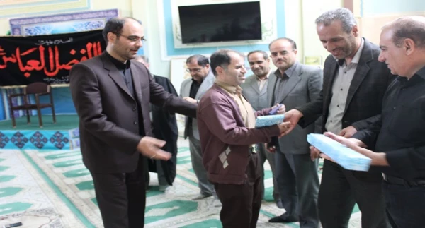 تجلیل از همکار روشندل شاغل در پردیس شهید مقصودی همدان 3