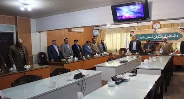 استادان گروه معارف علاوه بر مسئولیت مهم آموزشی، نقش بی بدیل فرهنگی را نیز عهده دارند 2