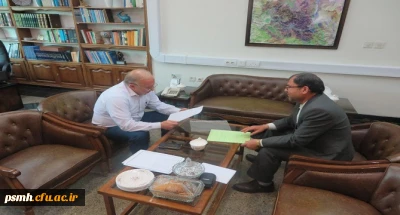 مهندس آزادبخت معاون سیاسی امنیتی استانداری همدان در دیدار با دکتر نجفی

افراد با انگیزه، موثر و دلسوز را برابر اساس نامه در مجمع خیرین استانی دانشگاه فرهنگیان همدان به عضویت درآورید