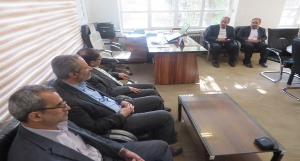 دانشگاه فرهنگیان و آموزش و پرورش نه تنها از هم جدا نیستند؛ بلکه در قالب یک خانواده ی صمیمی، همواره در کنار هم هستند 2