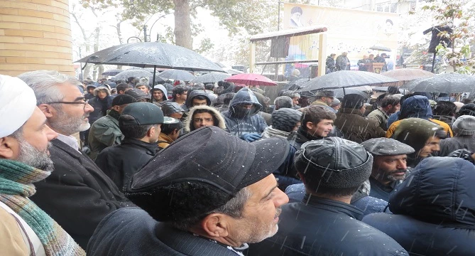 اعضاء هیات علمی، کارکنان و دانشجو معلمان دانشگاه فرهنگیان همدان در حمایت از حریم و جایگاه ولایت، همپای سایر مردم، حضوری گسترده داشتند 2