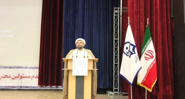 پاسخ به سوالات دانشجویان در حوزه های مختلف، در قالب جلسه پرسش و پاسخ دانشجویی 4