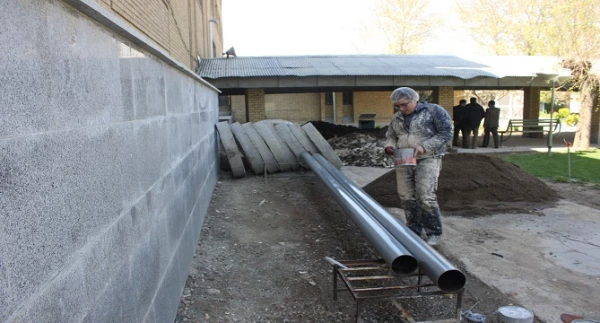 فرصت مناسبی برای انجام اقدامات زیرساختی و عمرانی در پردیس های استان ایجاد شده است

 4