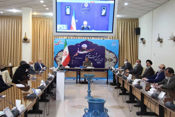 آیین تجلیل از معلمان برتر استان همدان در پنجمین روز از هفته بزرگداشت مقام معلم 4