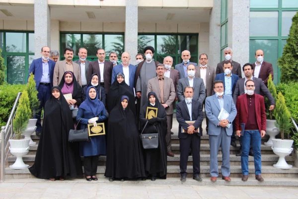 آیین تجلیل از معلمان برتر استان همدان در پنجمین روز از هفته بزرگداشت مقام معلم 6