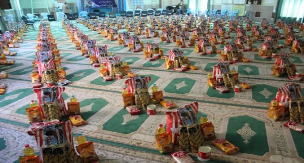 بسیج دانشجویی دانشگاه فرهنگیان همدان بسته های حمایتی و غذایی خود را با نام مبارک دانشجو معلمان شهید مزین و آماده تحویل به نیازمندان کرد 2