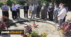 مراسم کلنگ زنی ساختمان آموزشی جدید این پردیس با حضور مسئولین استان

 4